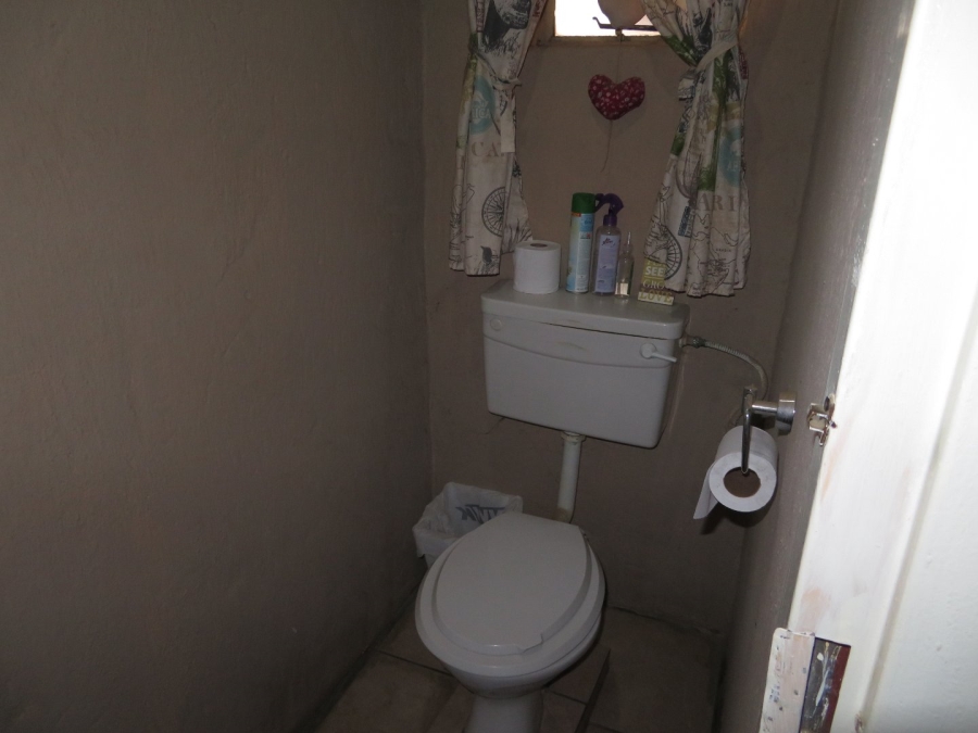  Bedroom Property for Sale in Delareyville North West